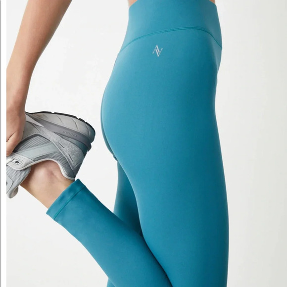 All Access Set Green/Blue: High Waisted Center Stage Leggings + Sports Bra - Picture 9 of 16